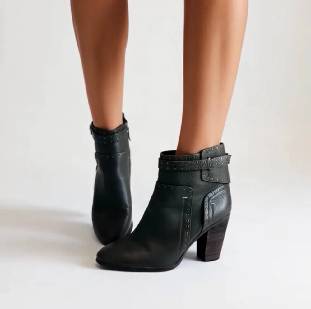 Vince Camuto Grey Leather Studded Ankle Booties Heeled Women’s Size 9M